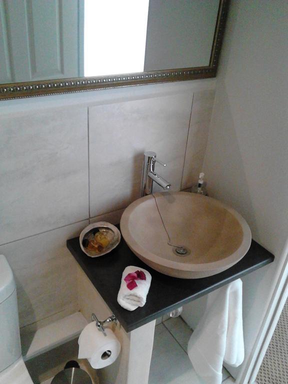Port House Hotel Bloubergstrand Luaran gambar