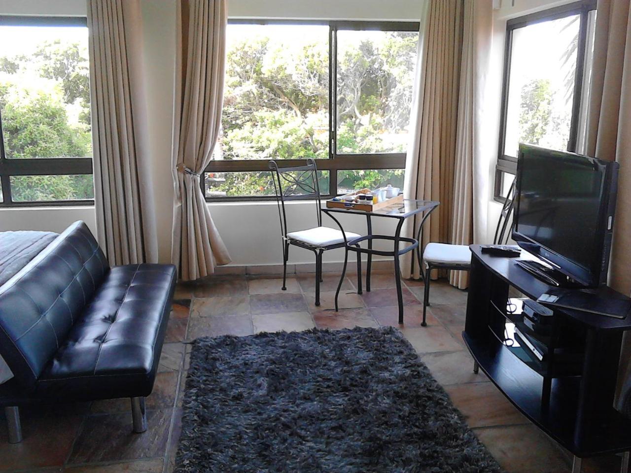Port House Hotel Bloubergstrand Luaran gambar